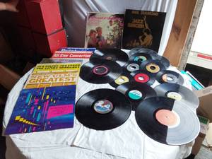 lot 328 image: Vinyl Record Collection including Neil Diamond, and Christmas Albums