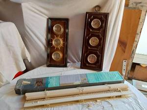 lot 421 image: Decorative Barometers and Window Blinds
