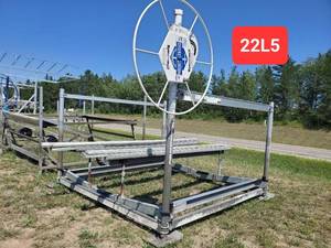 Shorestation 3000lb Vertical Pontoon Lift