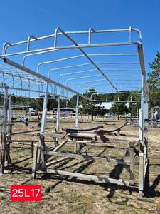 lot 16 image: Hewitt 3600lb Cantilever Boat Lift