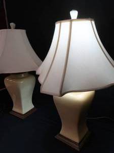 lot 13 image: PAIR OF CERAMIC LAMPS
