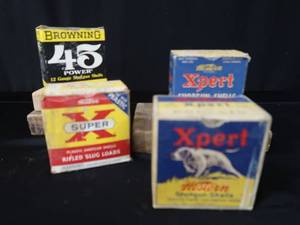 lot 41 image: VINTAGE SHOT GUNSHELLS 12 GA