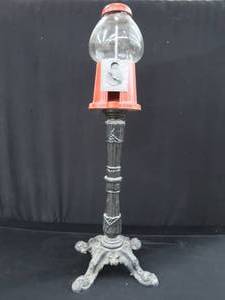 lot 69 image: VINTAGE GUMBALL MACHINE.