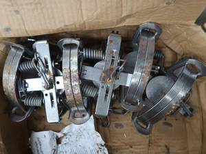 lot 80 image: 6 NEW VICTOR COYOTE TRAPS