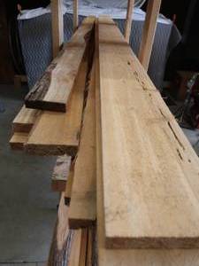lot 0X image: LOT OF CEDAR ROUGH CUT LUMBER.