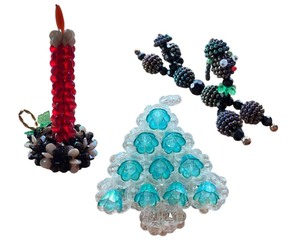 lot 117 image: Set of 3 Beaded Holiday Figurines - Poodle, Christmas Tree, and Candle