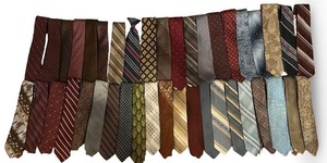lot 42 image: Collection of Vintage and Classic Mens Neckties Assorted Patterns