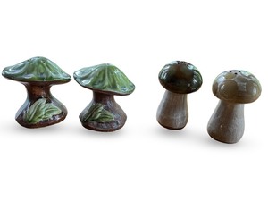 lot 81 image: Two Pairs of Ceramic Mushroom Salt and Pepper Shakers
