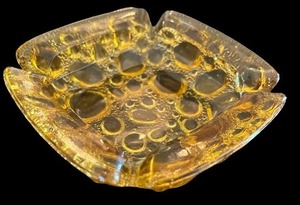 lot 97 image: Vintage Amber Bubble Glass Ashtray with Square Design