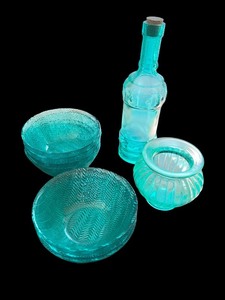 lot 102 image: Aqua Blue Vintage Glass Bowl and Bottle Set