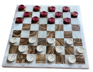 lot 26 image: Vintage Onyx ChessCheckerboard