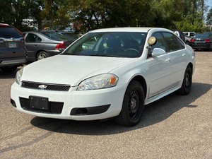 lot 13 image: 2012 CHEVROLET IMPALA POLICE (NO RESERVE)