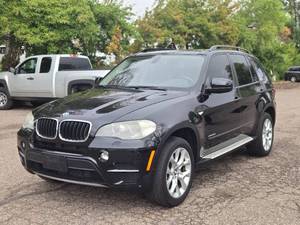 lot 12 image: 2012 BMW X5 XDRIVE 35I PREMIUM All Wheel Drive  No Accidents (NO RESERVE)
