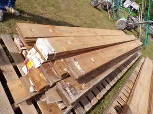 lot 23 image: 10 Ceder Bevel Siding approx. 120 pieces