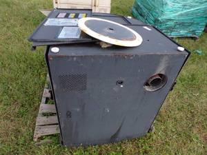 lot 28 image: Corn Stove - Black