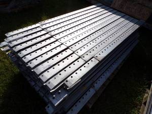 lot 35 image: Pallet Racking Parts