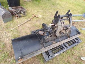 lot 45 image: Polaris Plow