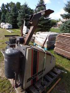 lot 49 image: Bishman 4400