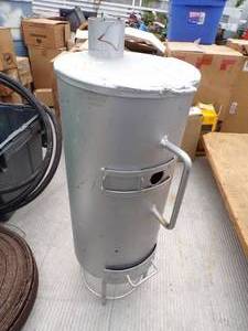 lot 113 image: Camping Stove