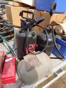 lot 125 image: 2 Sprayers with Welding Helmet