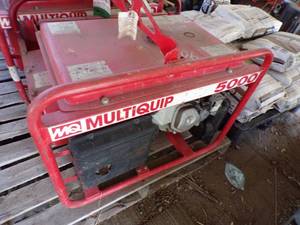 lot 182 image: Multiquip 5000 Generator - RED