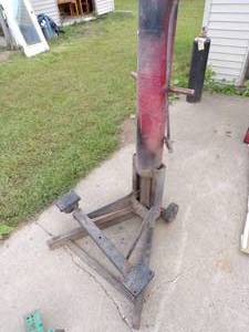 lot 196 image: Air Bumper Jack