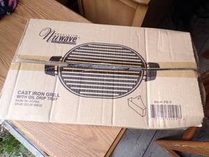 lot 215 image: Nuwave Cast Iron Grill