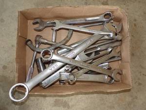 lot 262 image: Box of Misc Wrenchs