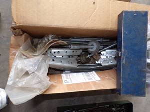 lot 272 image: Misc Hardware