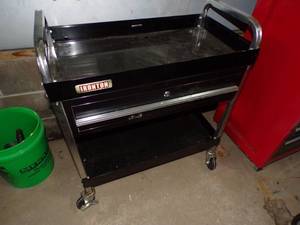 lot 318 image: Ironton Tool Cart