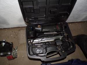 lot 322 image: 3 Battery Grease Guns in Cases