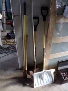 lot 387 image: Pick Ax, Chise, Shingle Removal, Hoe, Snow Shovel