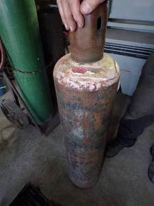 lot 391 image: Acetylene Tank