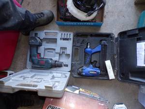 lot 400 image: Brad Nailer, Cordless Drill