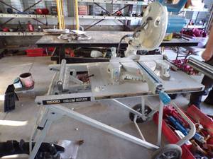 lot 418 image: Wen 10 slide Compound miter Saw and Table
