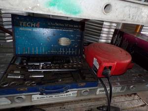 lot 451 image: Socket and Retractable extension Cord