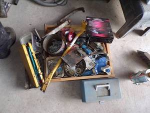 lot 465 image: Misc Tool Lot and Stuff