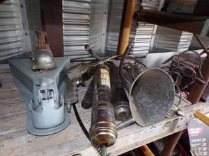 lot 470 image: Trail Hitch, Grease Gun and MORE