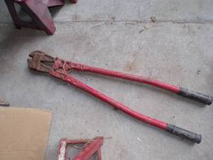 lot 481 image: Large Bolt Cutter