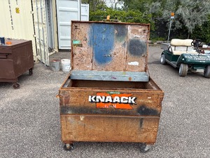 lot 115 image: Knaack Job site storage box  chest with tool tray, 48 w x 30d x 37 t