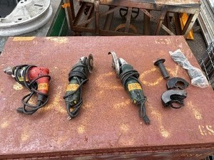 lot 138 image: (2) Metabo Corded WE14-150 Plus Angle Grinder Milwaukee Corded Magnum Holeshooter