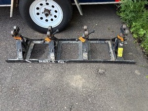 lot 152 image: (4) Sumner No.60 Screw-Type Reel Jack
