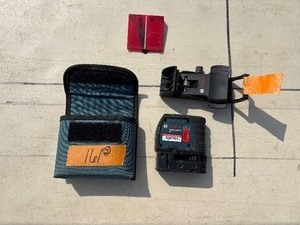 lot 161 image: Bosch GPL3 100 ft. 3-Point Laser Self Leveling with case