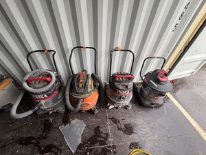lot 239 image: (4) vacuums Ridgid and Shop-Vac