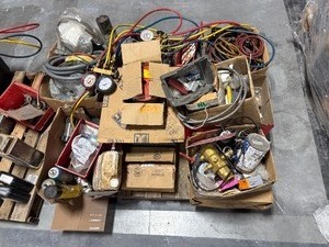 lot 279 image: Pallet of electrical  HVAC parts Honeywell, Orion, JB manifold gauge, Yellow Jacket charging hoses