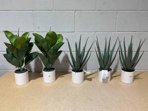 lot 236 image: LOT OF 5 - Artificial Plants