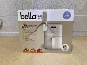 lot 426 image: bella 4qt Slim Air Fryer