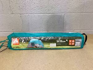 lot 454 image: Ozark Trail Sun Shelter Tent