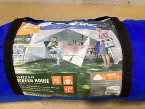 lot 465 image: Ozark Trail 13 x 9 Screen House