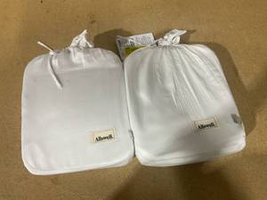 lot 289 image: LOT OF 2- Full Size Allswell Soft & Silky 4-Piece Purple Mangosteen Viscose from Bamboo Sateen Bed Sheet Set,